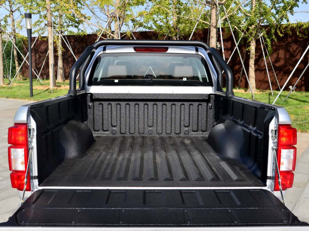 風(fēng)駿7后箱寶